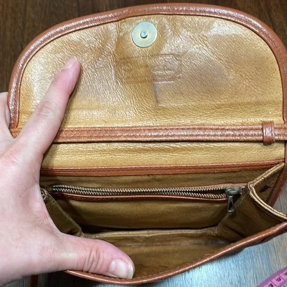 MCM leather crossbody purse - Picture 7 of 9